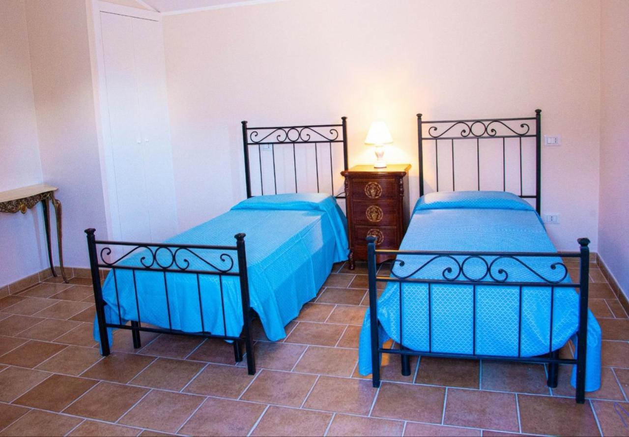 Villa Silvia Marco Simone Esterno foto