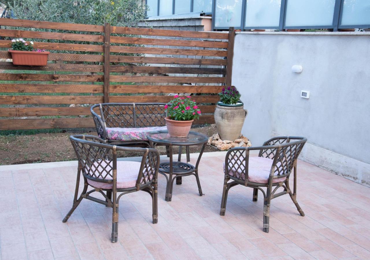 Villa Silvia Marco Simone Esterno foto